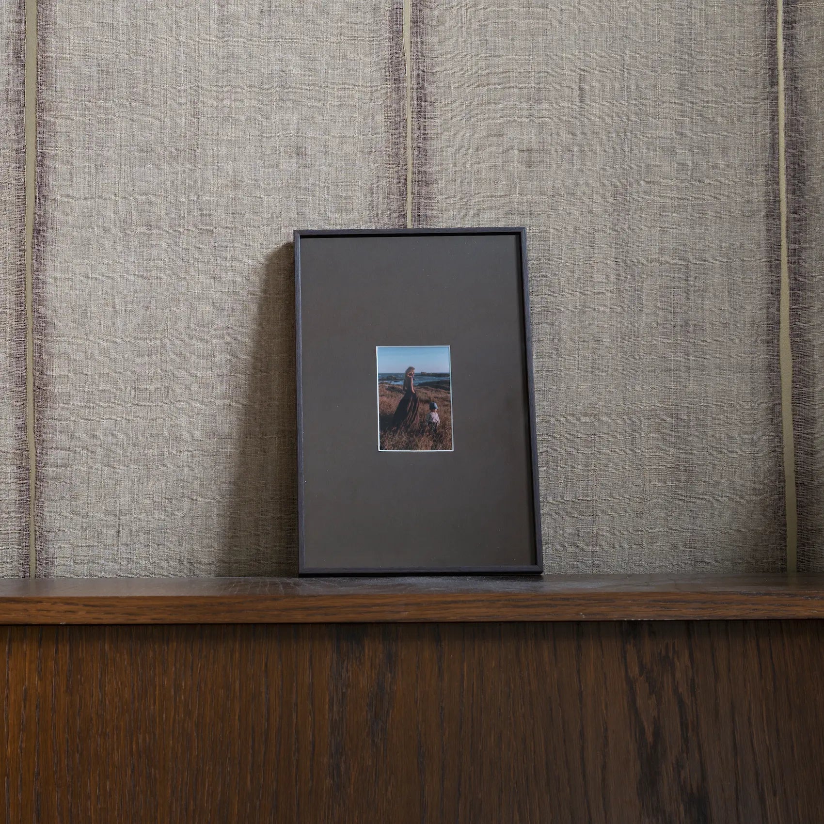 Noir Ton Small Frame